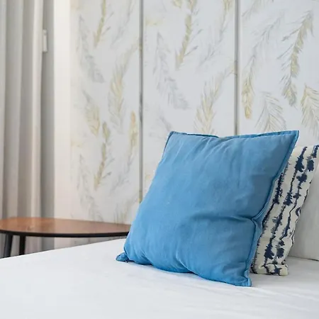 Porto Luxury Riverside Retreat With Douro Views & Garage Apartamento